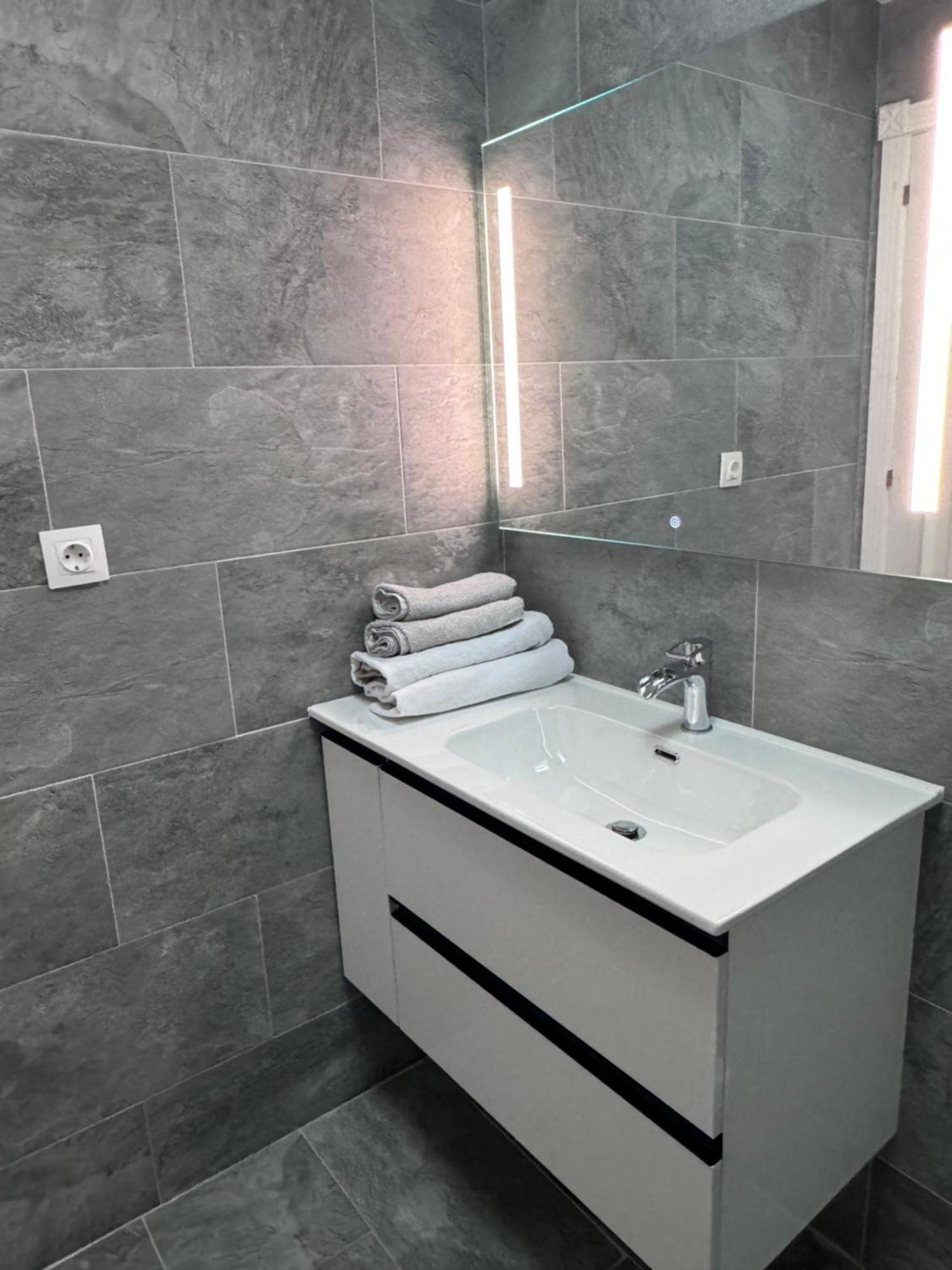 Los Locos, Princessa, Beach, Sea View,Pool, Apartment Торевиеха Екстериор снимка